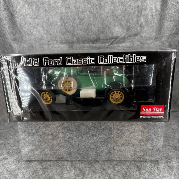 Sun Star 6127 1931 Ford Model A Roadster Reseda Green 1;18 Scale NIB Sealed 292